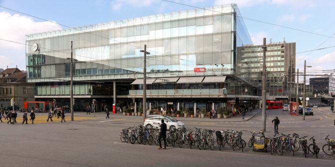 Strasse Velos Menschen Platz