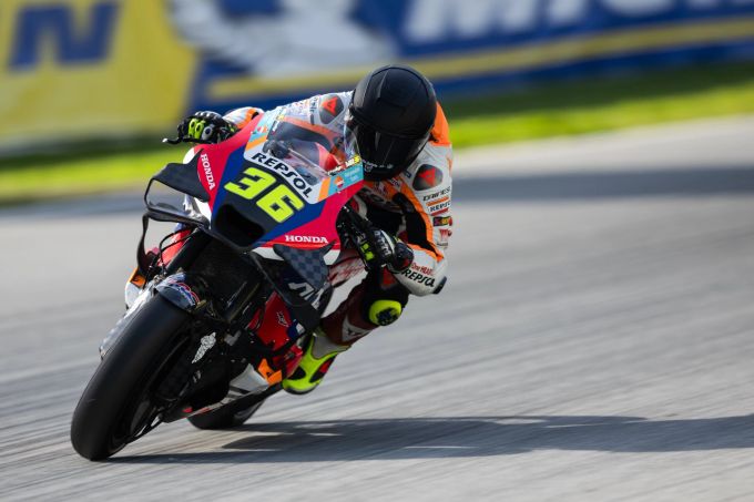 Joan Mir (Honda) beim Nachsaison-Test der MotoGP in Barcelona. Joan Mir Honda MotoGP