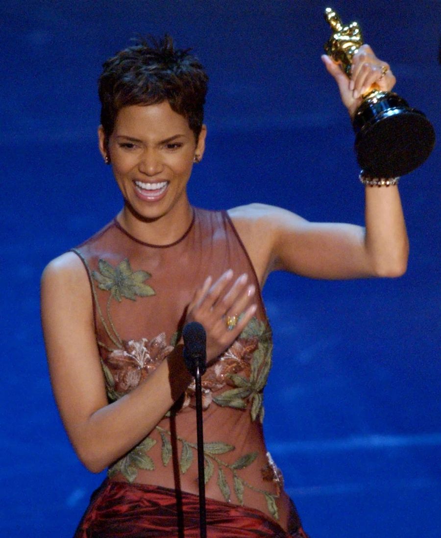 halle berry 2002