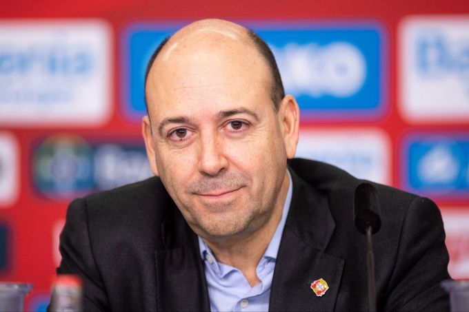 Fernando Carro, Klub-Chef von Bayer Leverkusen, schlägt die Austragung des Supercup im Ausland vor. Fernando Carro Bayer Leverkusen
