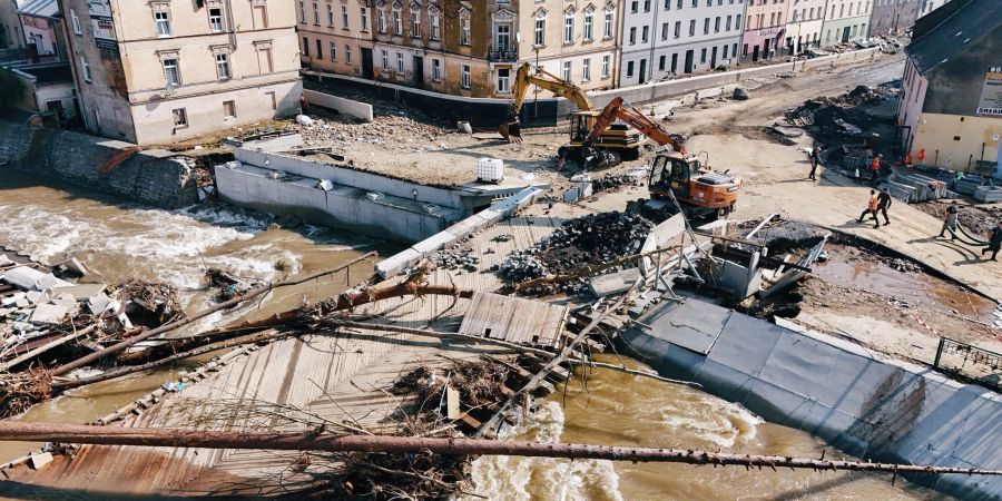 An vielen Orten in Polen haben die Menschen weder Wasser noch Strom.