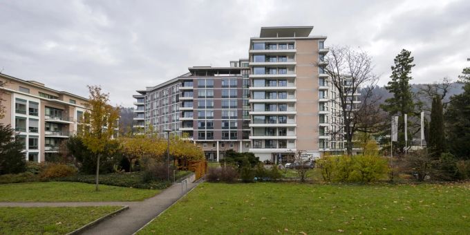 Das Kantonsspital Baselland (Standort Liestal) wird bis Ende des Jahres 70 Stellen streichen. (Archivbild) Kantonsspital Baselland
