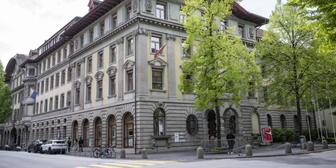 Luzerner Stadthaus. Luzerner Stadthaus
