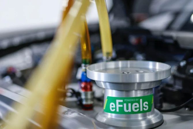 Autotechnik: eFuels