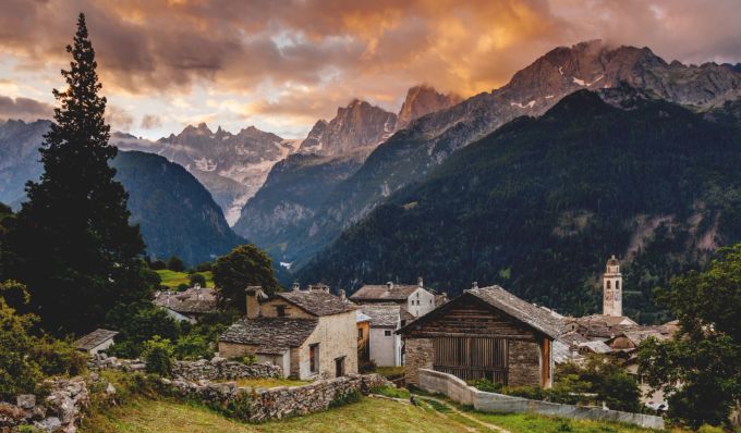 Die rätoromanischen Gebiete in Graubünden sollten laut der Faschisten Italien angeschlossen werden. (Im Bild: das Dorf Soglio) Soglio