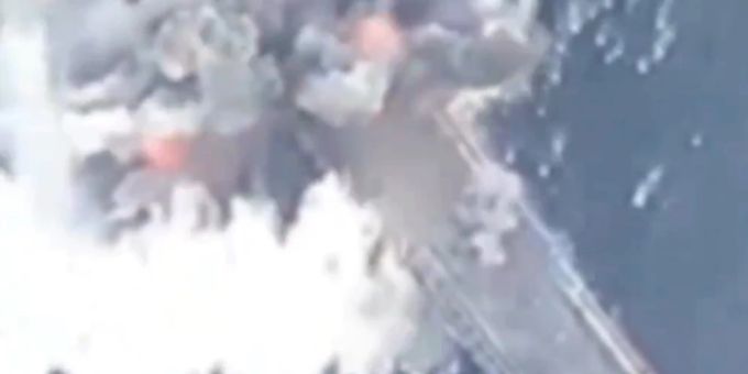 Die Ukraine hat diese wichtige Brücke in Russland mit US-Raketen zerstört.