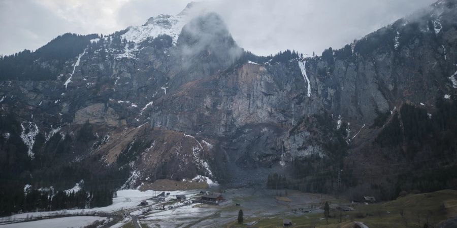 Lawine Kandersteg Berge