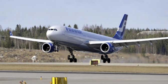Finnair Flugzeug Flughafen