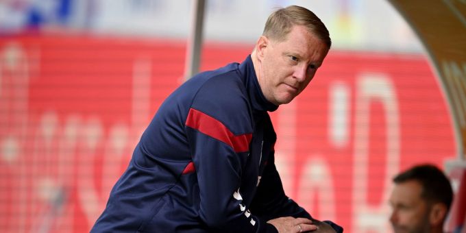 Der 1. FC Köln hat den Vertrag mit Trainer Timo Schultz nicht verlängert. Harry Langer/dpa 1. FC Köln Schultz