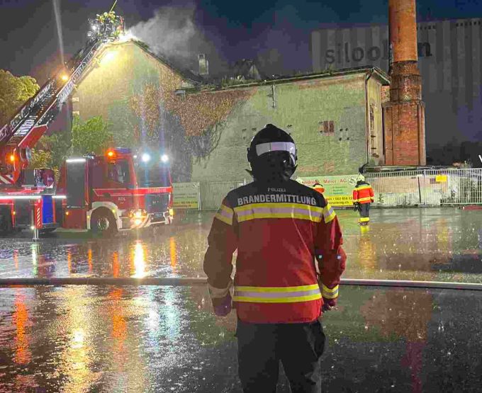 Die Brandermittlung war vor Ort. Brandermittlung