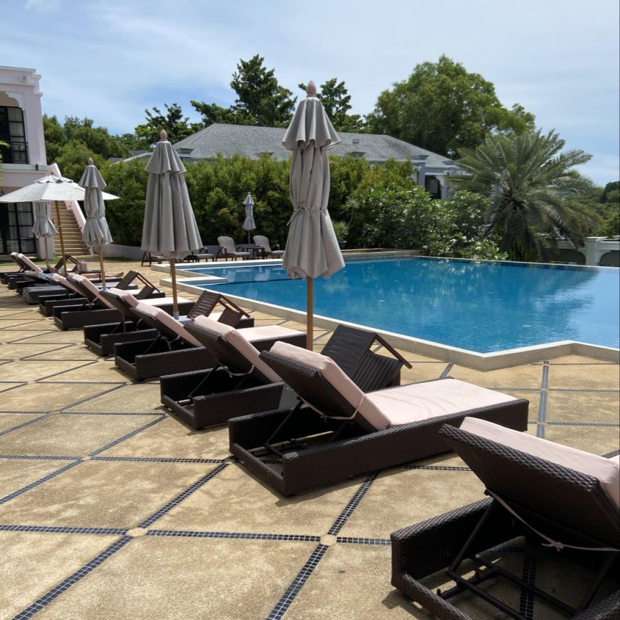 Liegen Pool Fliesen Thailand
