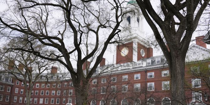 Harvard Donald Trump