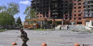 Vor allem im Donbass - Selenskyj: Kämpfe gehen weiter Vor allem im Donbass - Selenskyj: Kämpfe gehen weiter