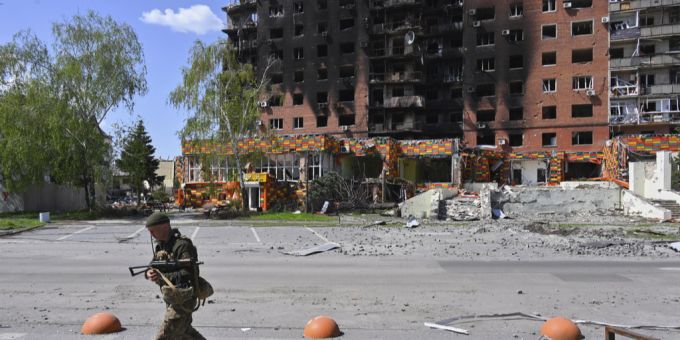 Im Osten der Ukraine gehen die Kämpfe weiter. ukraine