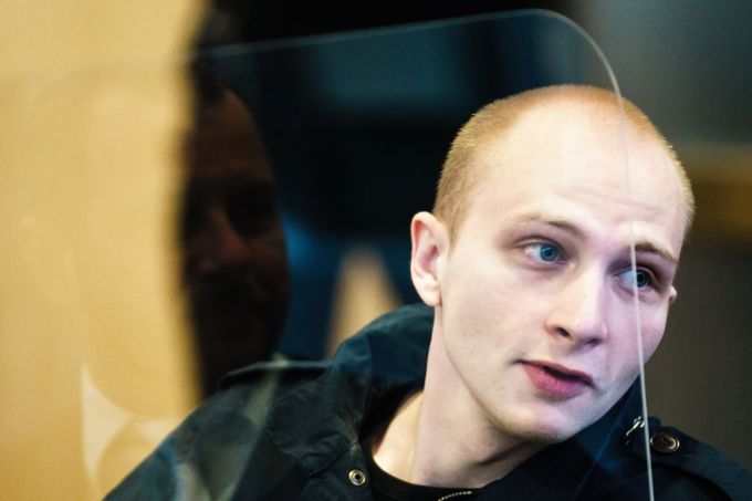 Stephan Balliet auf der Anklagebank, nachdem er vor der Synagoge zwei Menschen ermordete. Ein nun festgenommener 19-Jähriger wollte ihm offenbar nacheifern. (Archivbild) Synagoge Halle Anschlag verhaftet