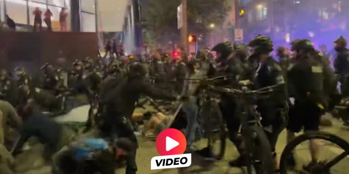 Unruhen in Seattle - LA-Proteste greifen auf weitere US-Städte über Unruhen in Seattle - LA-Proteste greifen auf weitere US-Städte über