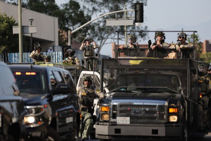 In Los Angeles sollen 2000 weitere Nationalgardisten zum Einsatz kommen. Los Angeles