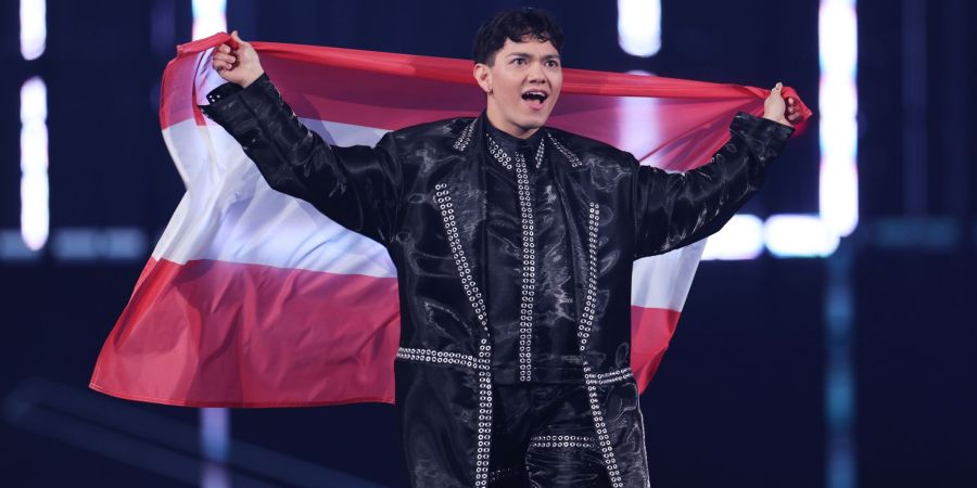 ESC-Sieger JJ (24) sagte, er sei gegen eine Teilnahme Israels beim nächsten Eurovision Song Contest, der 2026 in Österreich stattfinden soll.