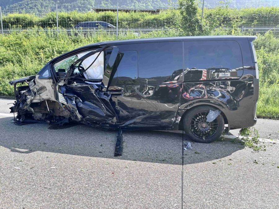 Mehrere Fahrzeuge waren am Unfall beteiligt.