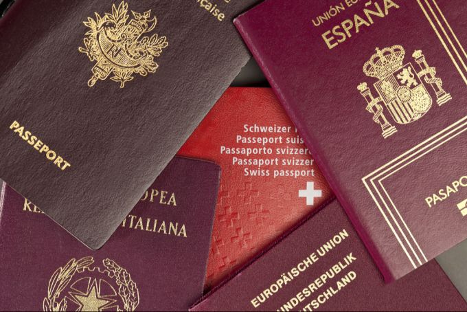 Diebe klauen Gabriel Bortoleto in Zürich den Reisepass, der Pilot der Formel 1 muss mit Ersatzpass nach Kanada reisen. Formel 1 Gabriel Bortoleto