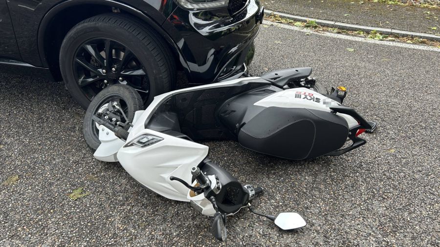 Mitfahrerin verletzt