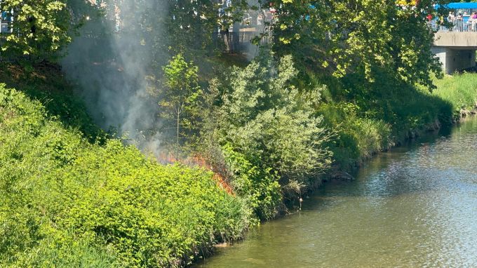 Der Brand sei wohl aus Versehen verursacht worden. 1. mai