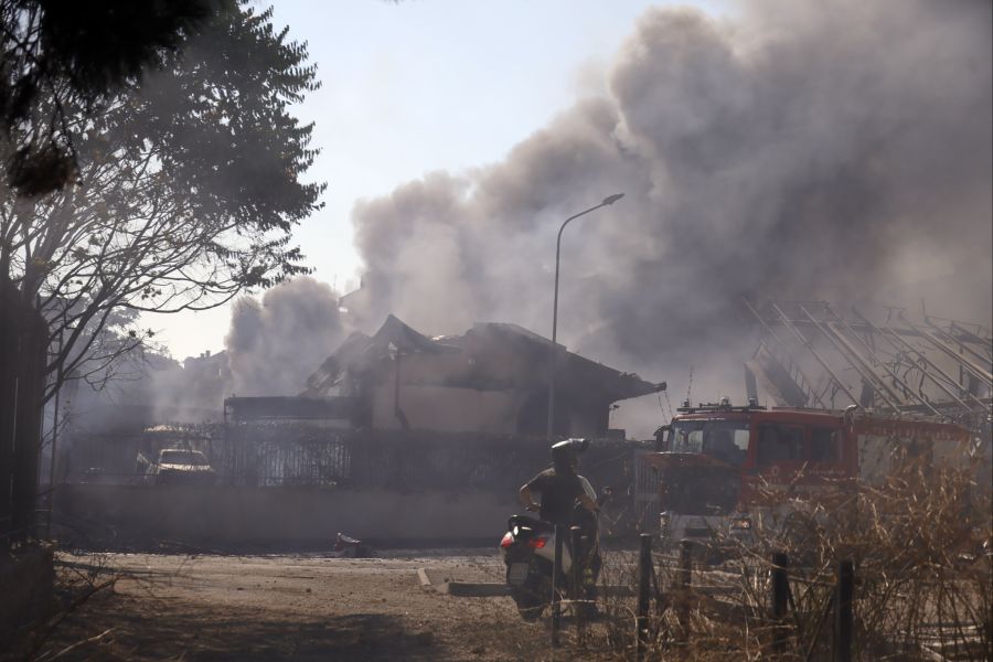 Vor der Explosion soll es auf den Tankstellengelände einen Brand gegeben haben, berichten Augenzeugen.