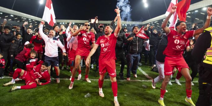 Der FC Biel feiert den Einzug in den Cup-Final. FC Biel-bienne
