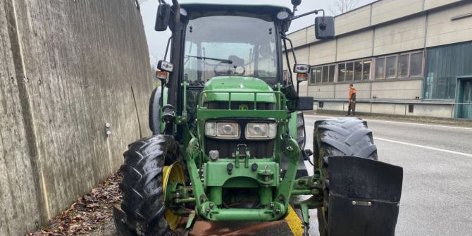 Traktorfahrer betrunken Bier Unfall