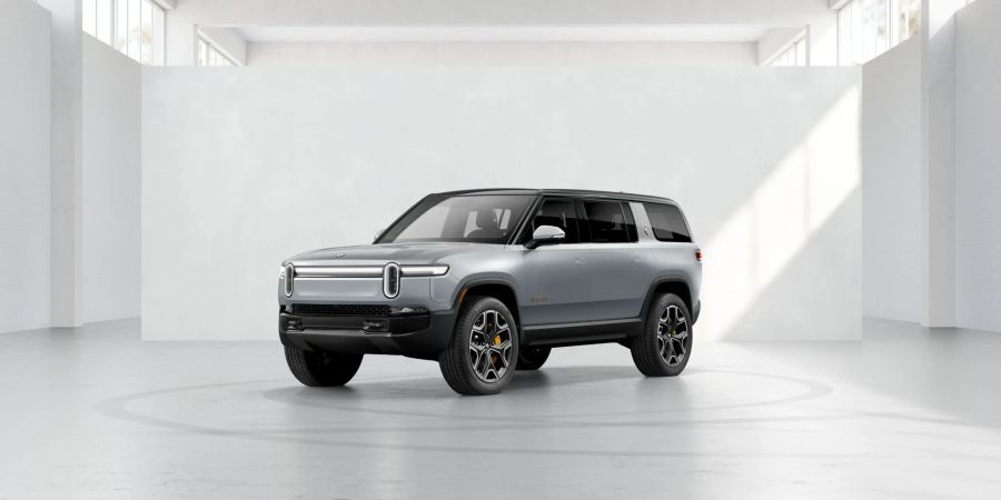 Rivian R1S