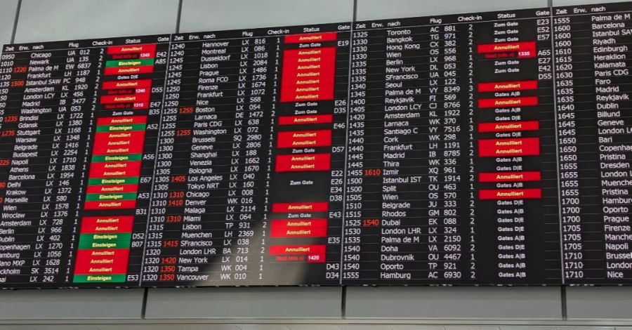 Die IT Panne sorgt weltweit – auch am Flughafen Zürich – für Chaos.