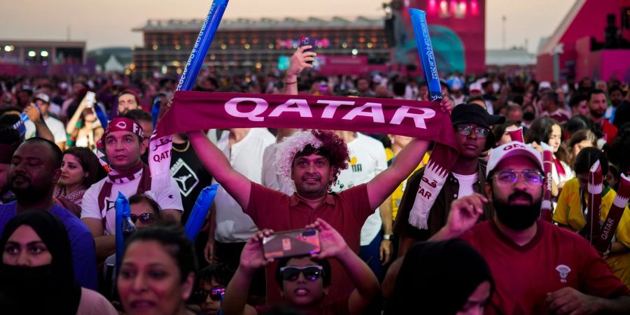 Der Andrang zum Fanfest in Doha war so gross, dass die Tore geschlossen werden mussten.