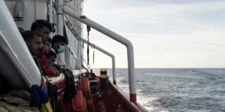 Berlin - Bund fördert künftig private Seenotrettung im Mittelmeer Berlin - Bund fördert künftig private Seenotrettung im Mittelmeer