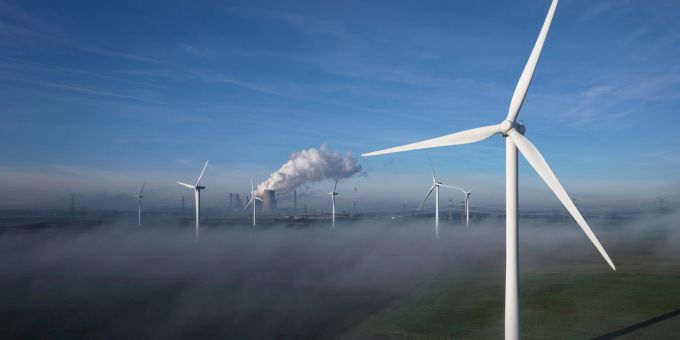 Paris - Krise treibt Energiewende an - Klimaziele weit entfernt