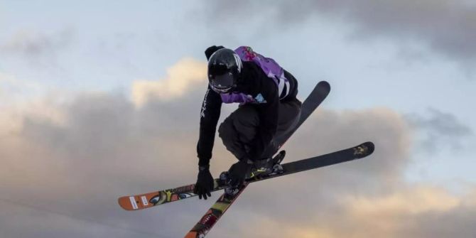 freestyle-skiing