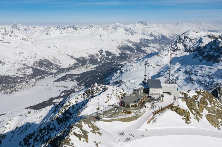 Whisky-Destillerie auf dem Corvatsch