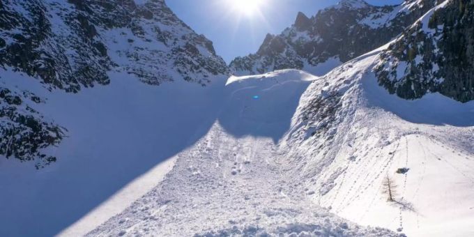 Skitourengänger - Todesfall bei Lawinenunglück in Italien