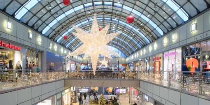 Die Auswirkungen der vierten Welle der Corona-Pandemie haben den Deutschen die Kauflaune vor dem Weihnachtsfest komplett verhagelt. Foto: Klaus-Dietmar Gabbert/dpa-Zentralbild/dpa Die Auswirkungen der vierten Welle der Corona-Pandemie haben den Deutschen die Kauflaune vor dem Weihnachtsfest komplett verhagelt. Foto: Klaus-Dietmar Gabbert/dpa-Zentralbild/dpa
