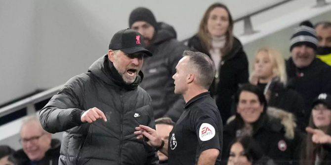 Fußballschiedsrichter