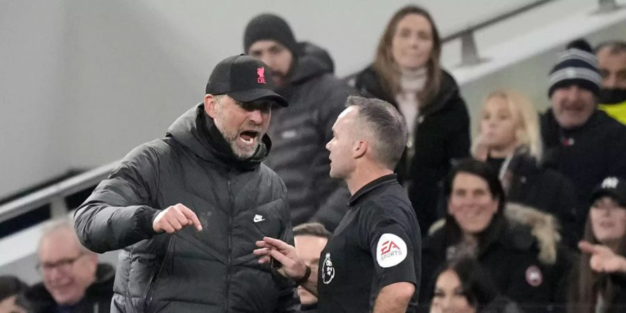 Fußballschiedsrichter