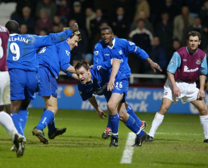 In jungen Jahren musste sich John Terry seinen Platz im Team beim FC Chelsea auch erst verdienen. (Archivbild) John Terry