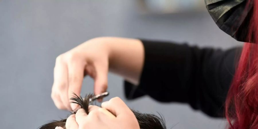 Kunde in einem Friseursalon