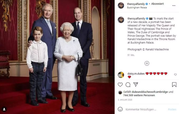La regina Elisabetta ha pubblicato una foto con il principe Carlo, il principe William e il principe George. principe William