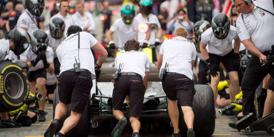 formel 1 mechaniker