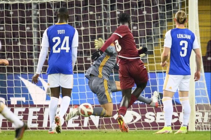 Servettes Grejohn Kyei trifft zum 1:0 im Spiel der Super League gegen GC. Super League