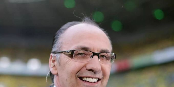 Jürgen Kohler, ehemaliger BVB-Spieler, sieht in der Systemfrage «immer eine Alibi-Schutzbehauptung. Foto: Rolf Vennenbernd/dpa Jürgen Kohler, ehemaliger BVB-Spieler, sieht in der Systemfrage «immer eine Alibi-Schutzbehauptung. Foto: Rolf Vennenbernd/dpa