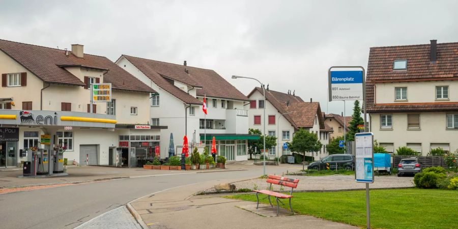 Bärenplatz an der Bahnhofstrasse in Bäretswil (ZH).