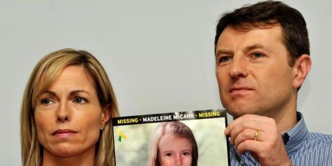 Kate und Gerry McCann, Eltern der verschwundenen Maddie, bei einem Such-Aufruf im Jahr 2012. Foto: John Stillwell/PA Wire/dpa Kate und Gerry McCann, Eltern der verschwundenen Maddie, bei einem Such-Aufruf im Jahr 2012. Foto: John Stillwell/PA Wire/dpa