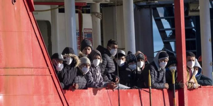 Migranten auf dem Rettungsschiff «Sea-Eye 4» Mitte Dezember Migranten auf dem Rettungsschiff «Sea-Eye 4» Mitte Dezember