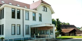Gemeinde - Mettauertal installiert Defibrillatoren in allen Ortsteilen